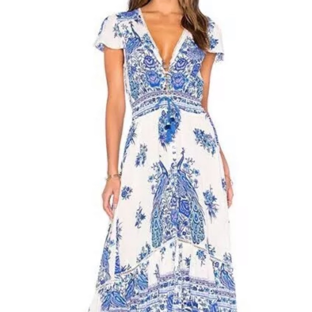 Found 💕💕large or xl hp bluebird gown